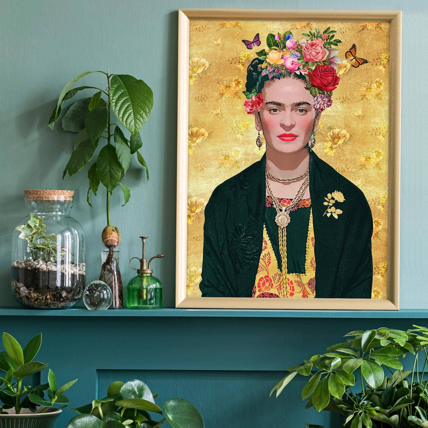 Frida Kahlo Gold Print: Gloss / 8 ¼ x 11 ¾ in | 21x30 cm